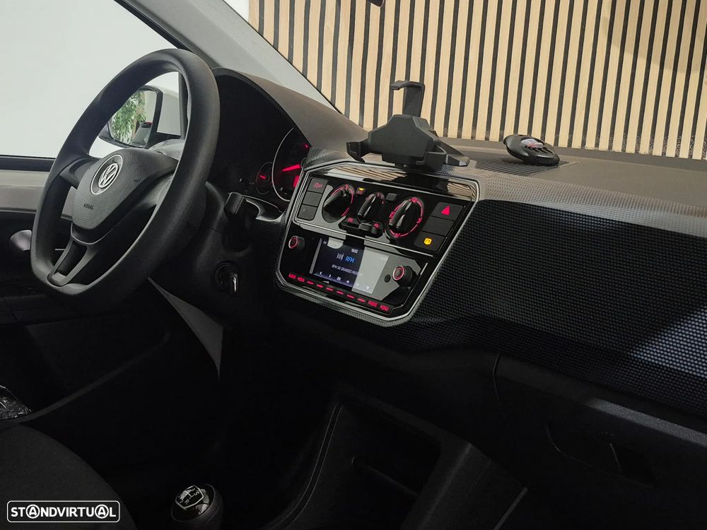 VW Up! 1.0 BMT Move - 23
