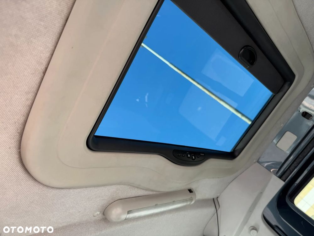 Volkswagen Caddy Life - 21