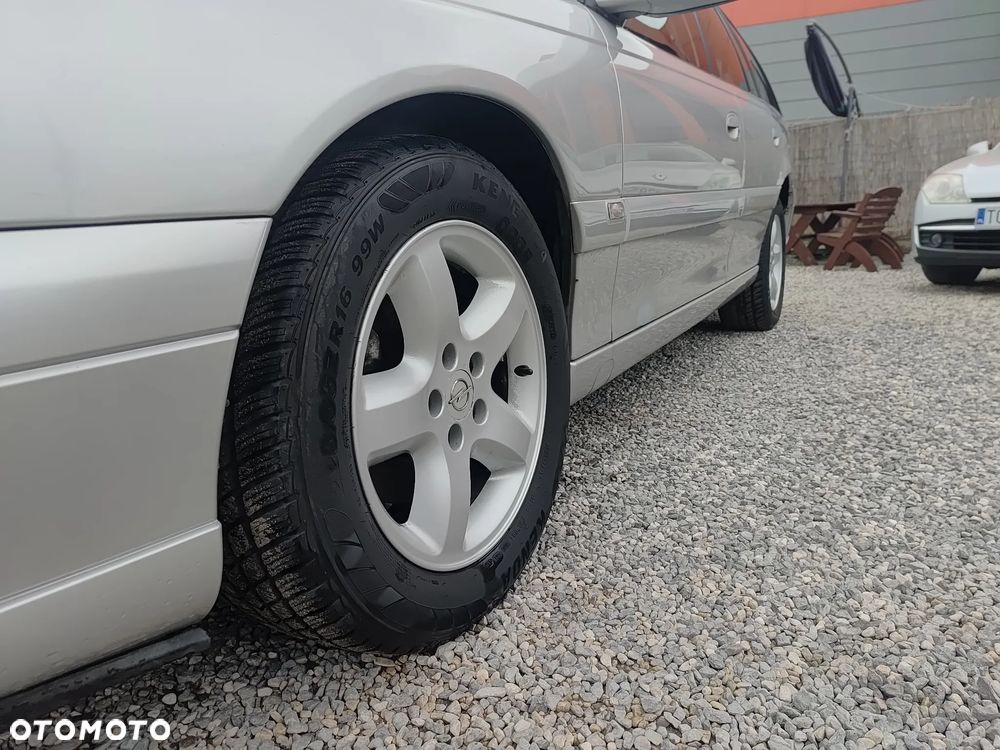 Opel Omega 2.2 Elegance - 8