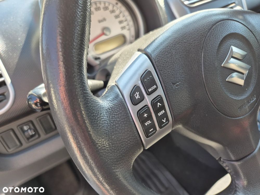 Suzuki Splash - 24