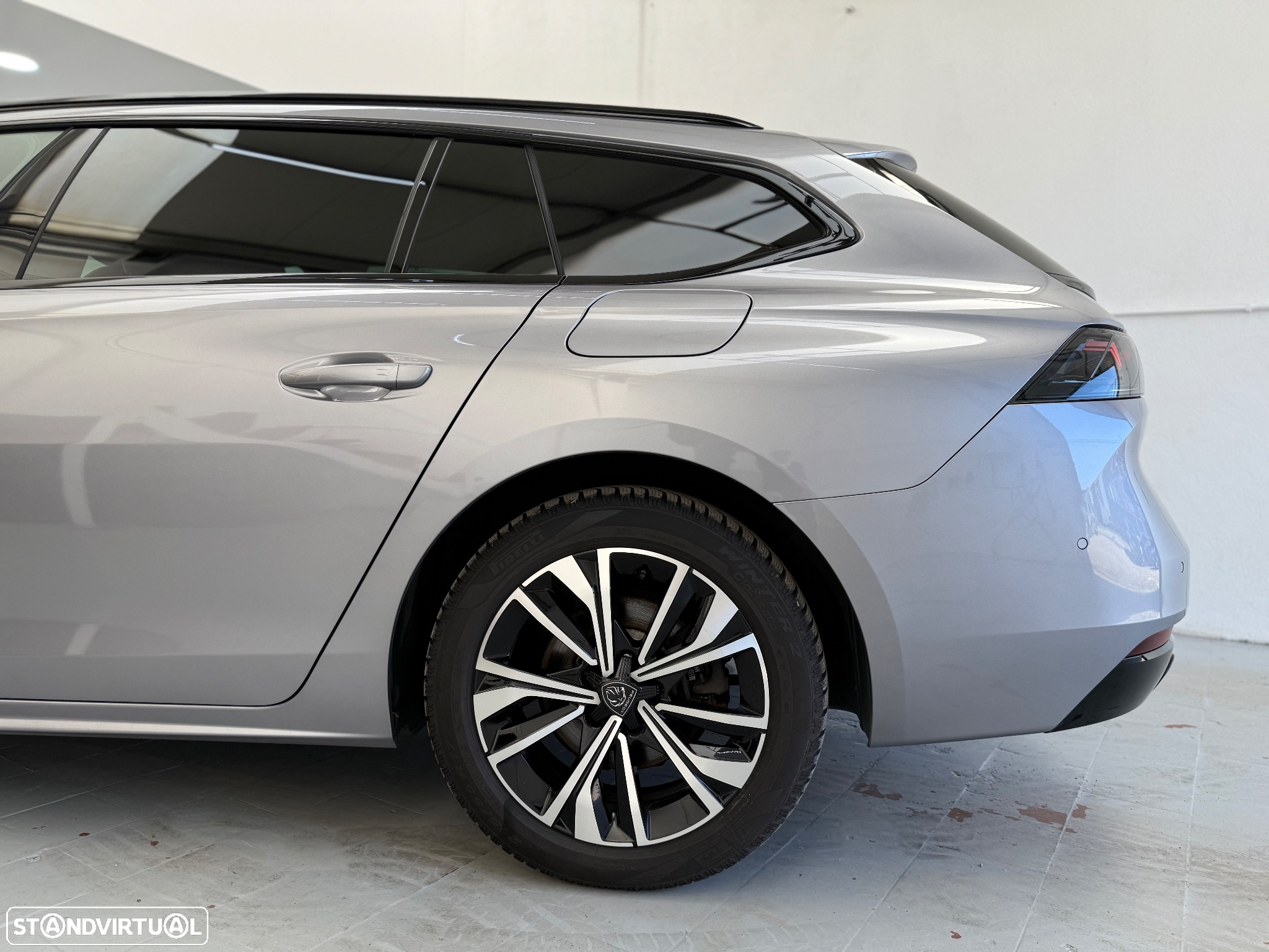 Peugeot 508 SW 1.6 Hybrid Allure Pack e-EAT8 - 29