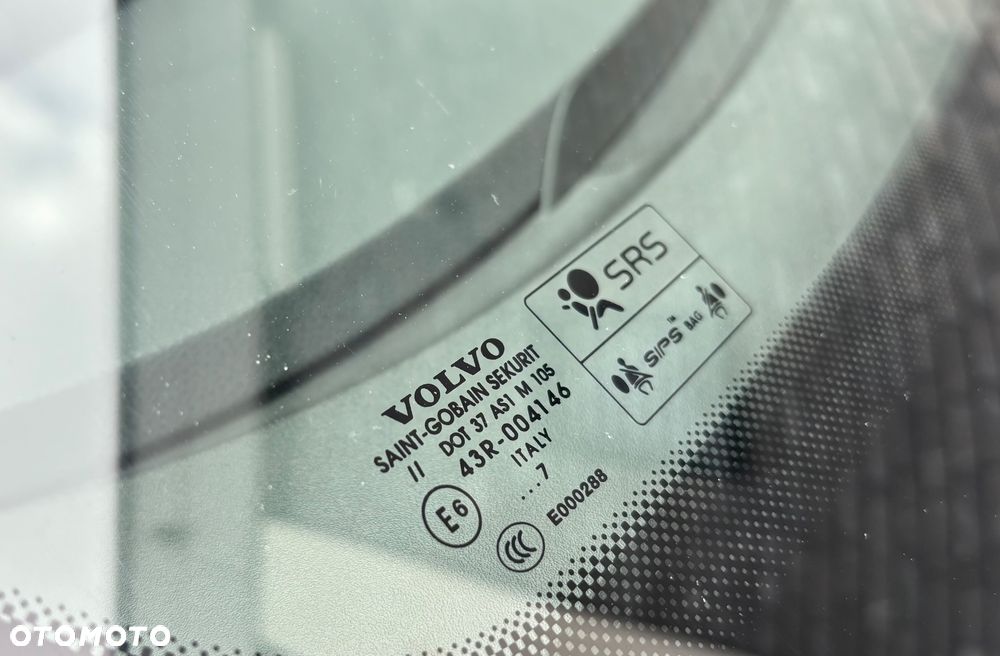 Volvo C30 1.8 Momentum - 12