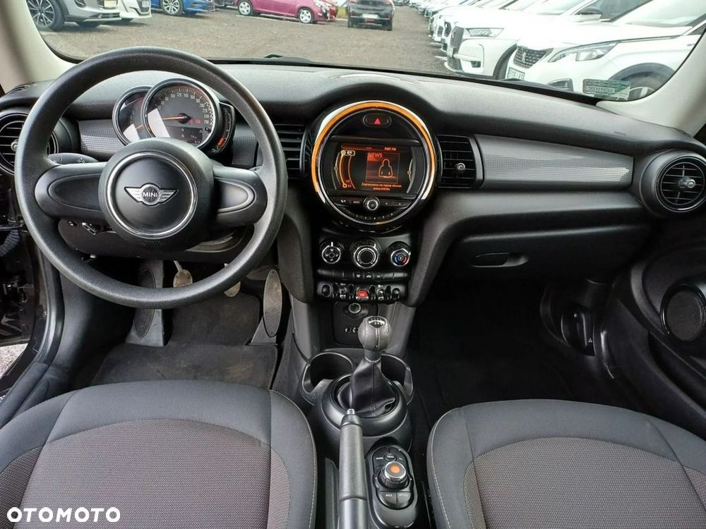 MINI Cooper John Works Trim - 18