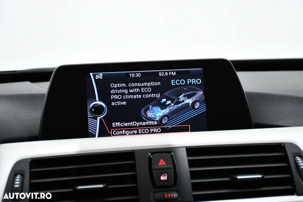 BMW Seria 3 318d Aut. - 19