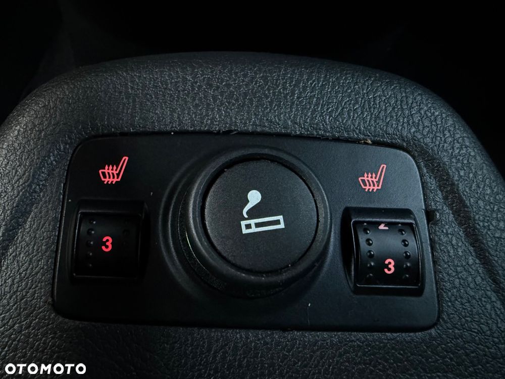 Ford Tourneo Connect Grand - 26