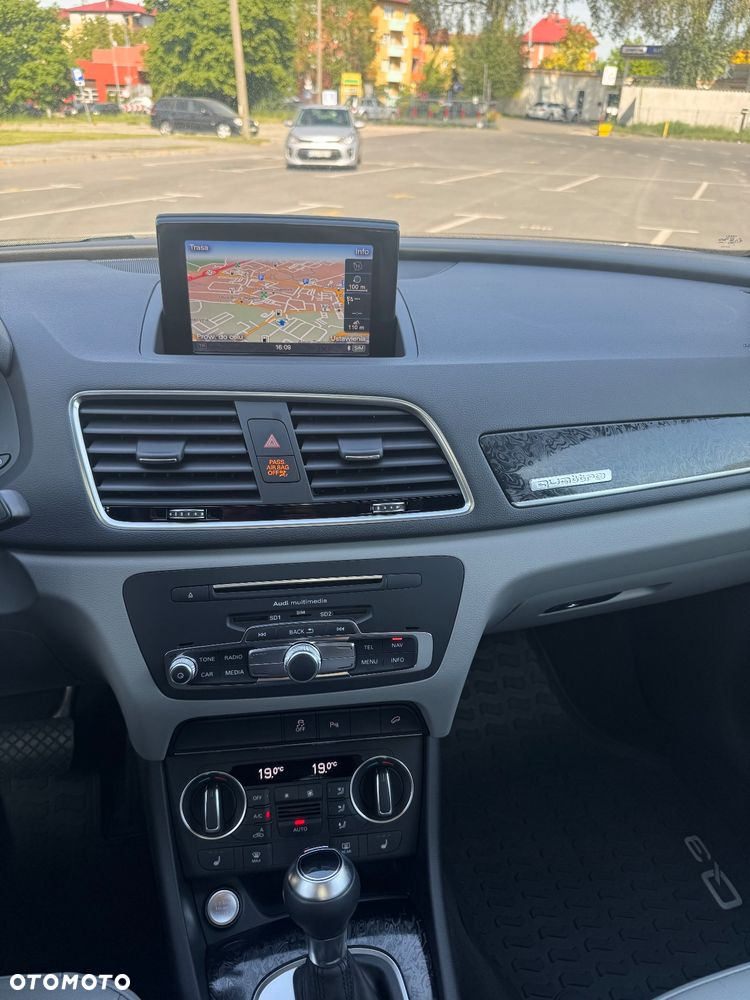 Audi Q3 2.0 TFSI quattro S tronic - 9