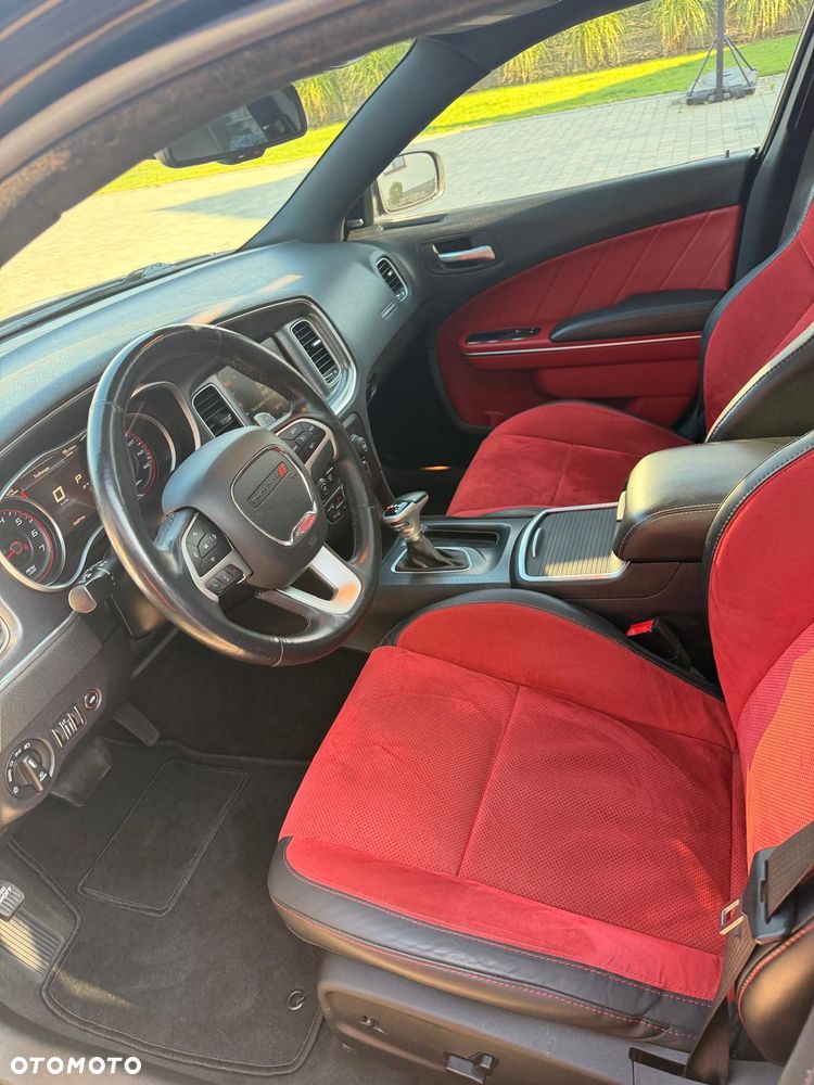 Dodge Charger 5.7 V8 RT - 7