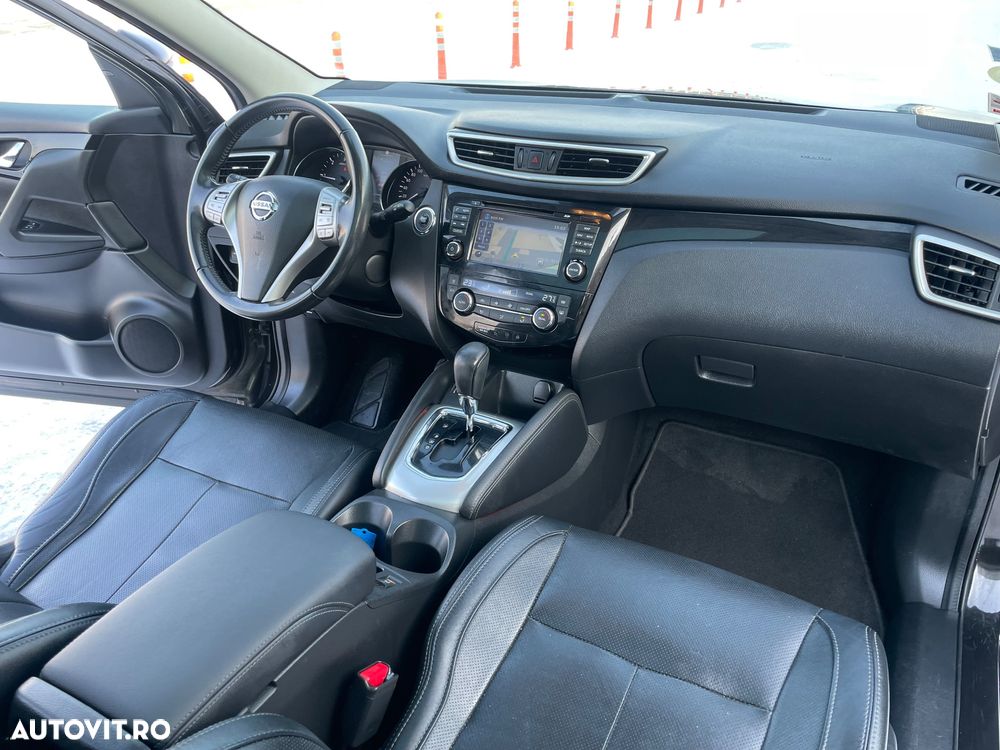 Nissan Qashqai 1.6 DCI Xtronic TEKNA - 22