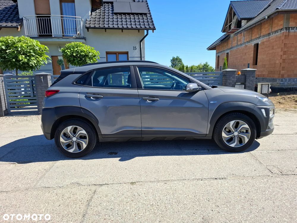 Hyundai Kona - 4