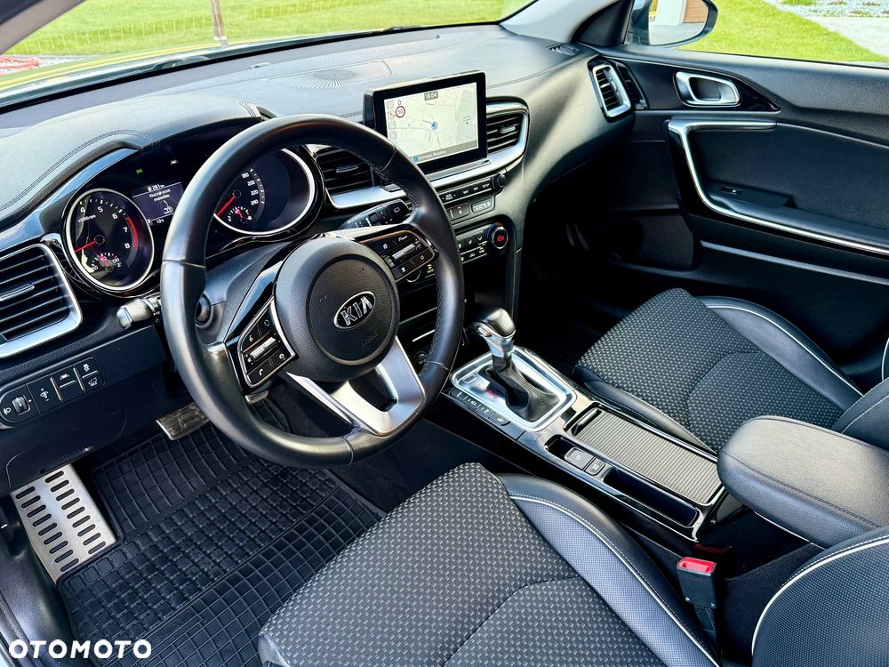 Kia Ceed 1.4 T-GDI DCT OPF Platinum Edition - 18