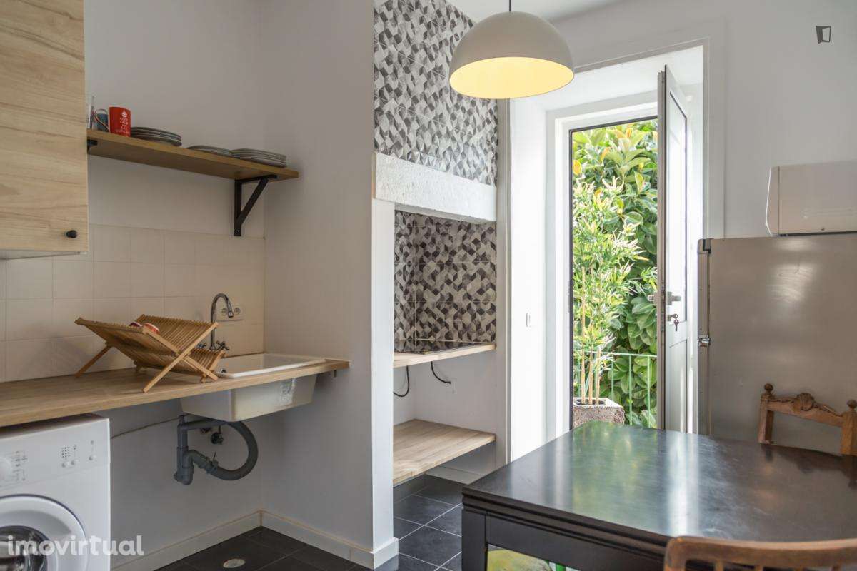 Quarto - localizado em Penha de França Lisbon - Grande imagem: 5/11