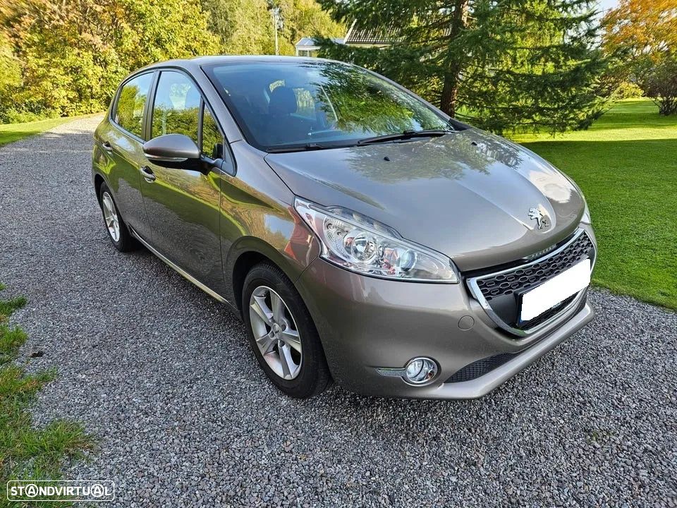 Peugeot 208 1.4 HDi - 1