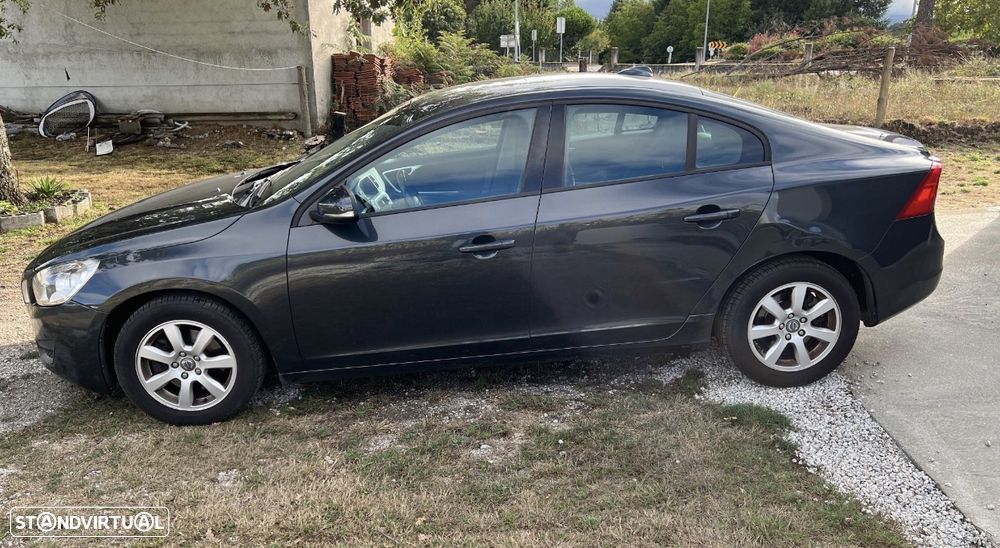 Volvo S60 D2 - 5