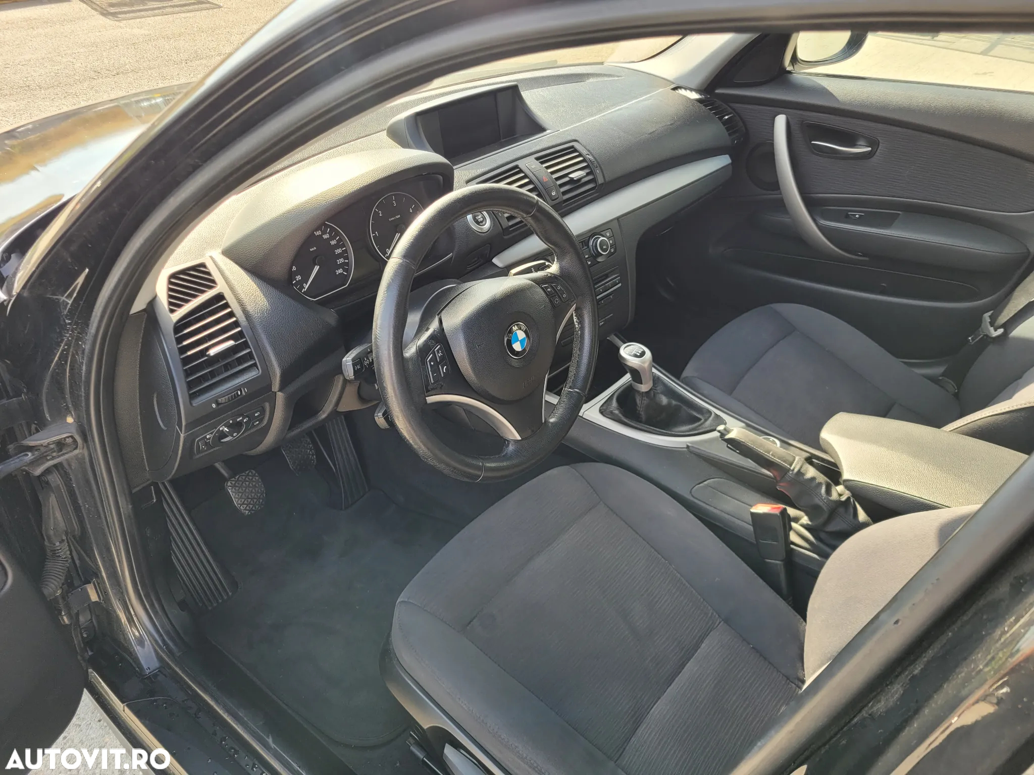 BMW Seria 1 118d - 7