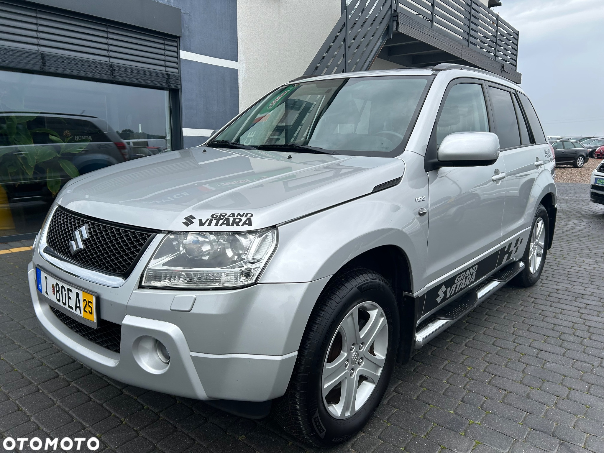 Suzuki Grand Vitara 1.9 DDiS Club - 2