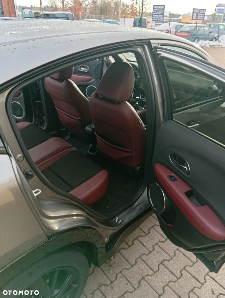 Honda HR-V 1.5 Sport - 12