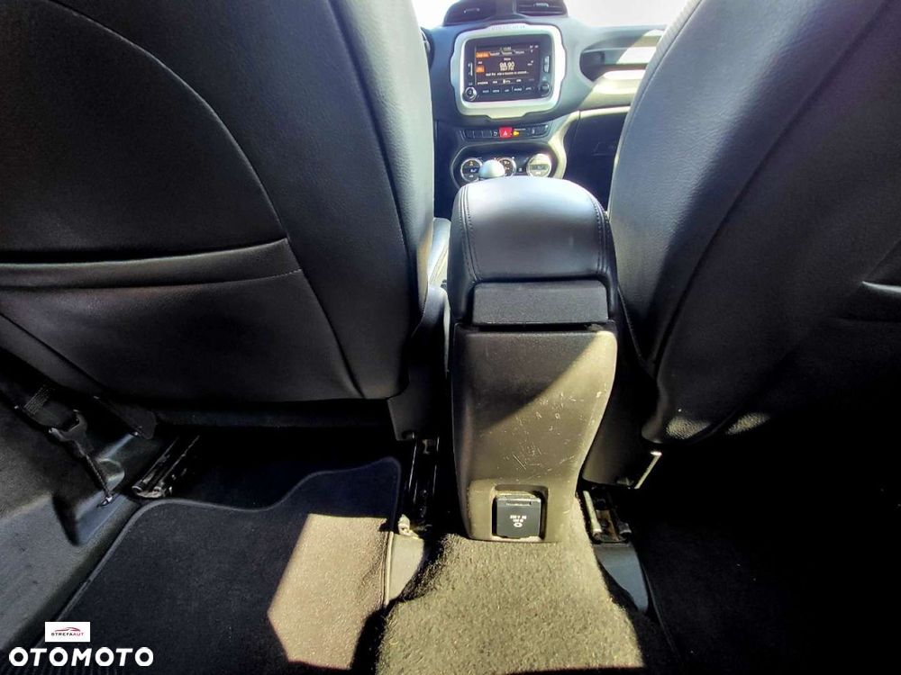 Jeep Renegade - 14