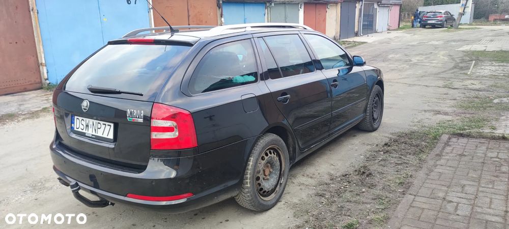 Skoda Octavia 2.0 TDI DPF RS - 12