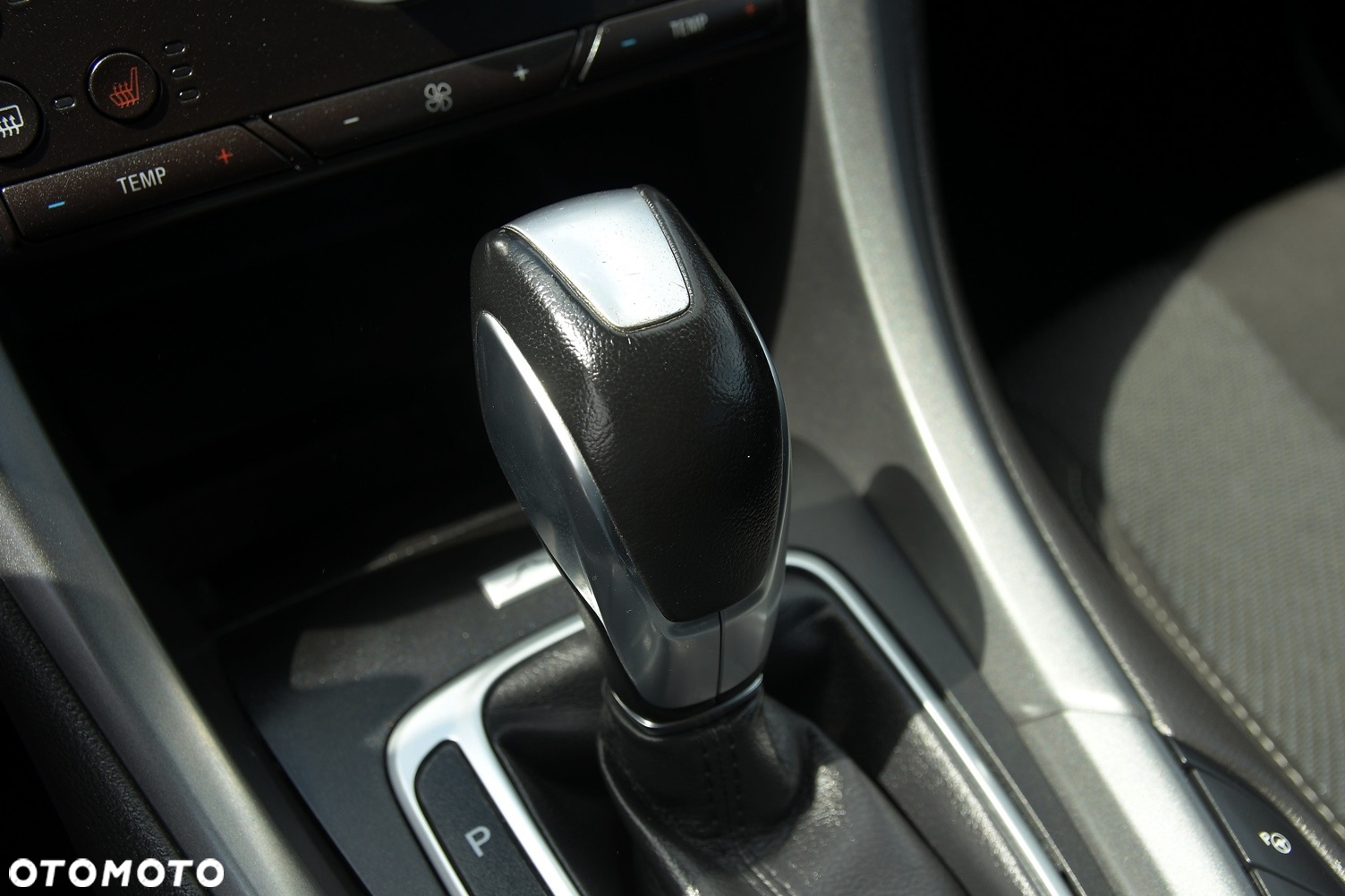 Ford Mondeo 2.0 TDCi Titanium PowerShift - 13