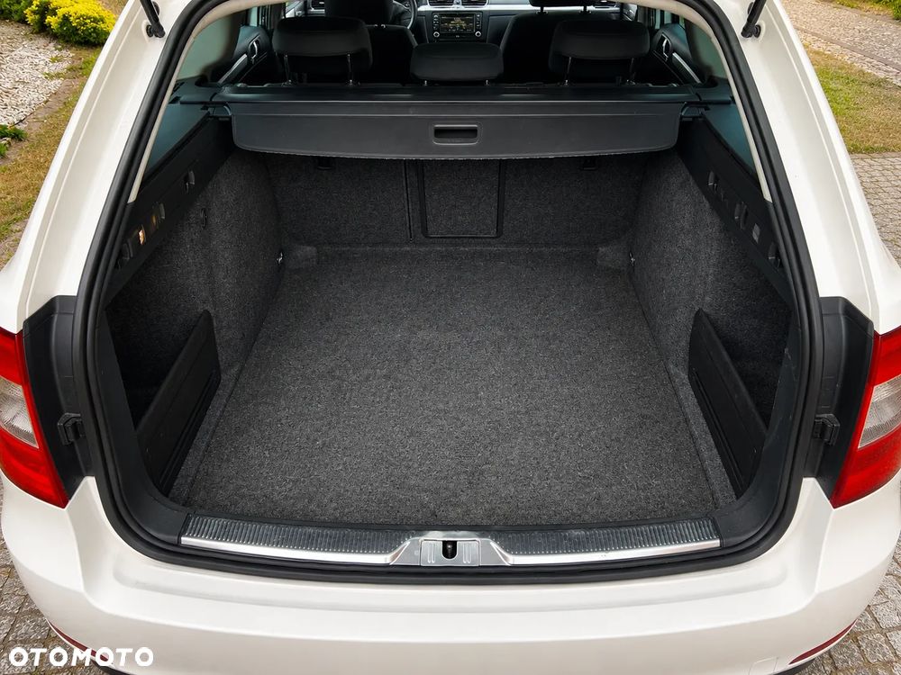 Skoda Superb 2.0 TDI DSG Ambition - 15