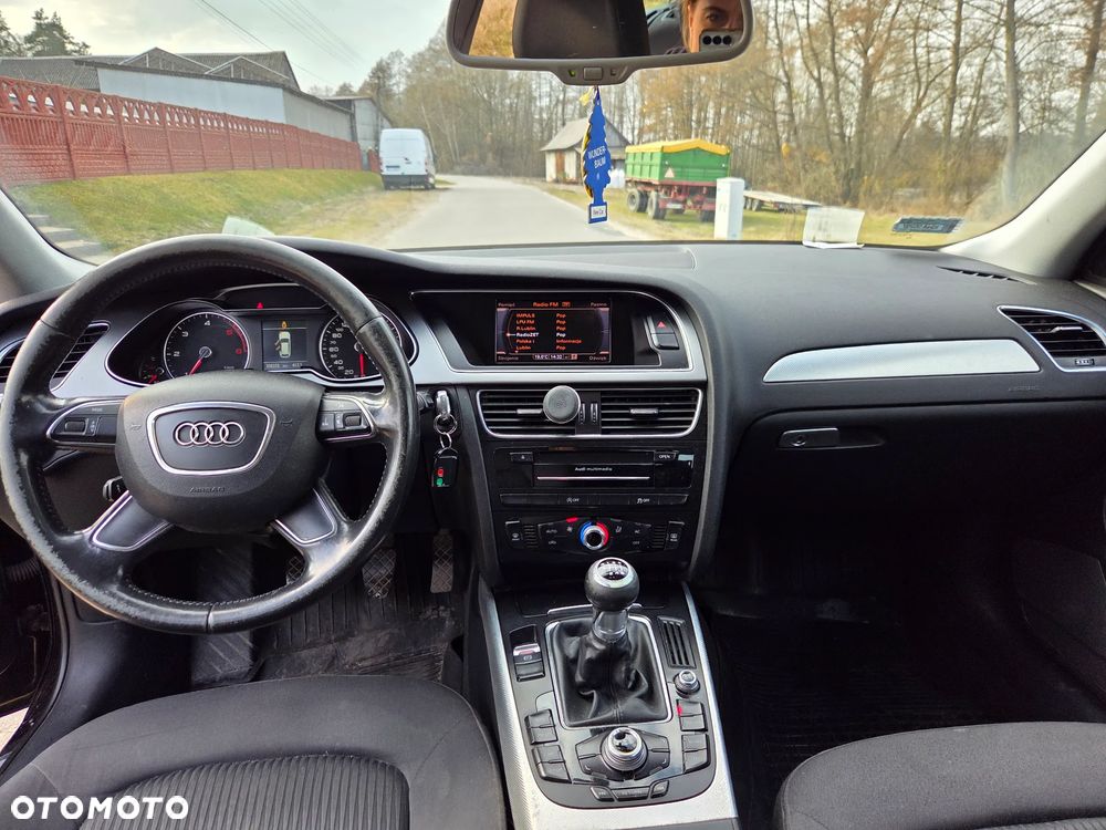 Audi A4 Avant 2.0 TDI - 5