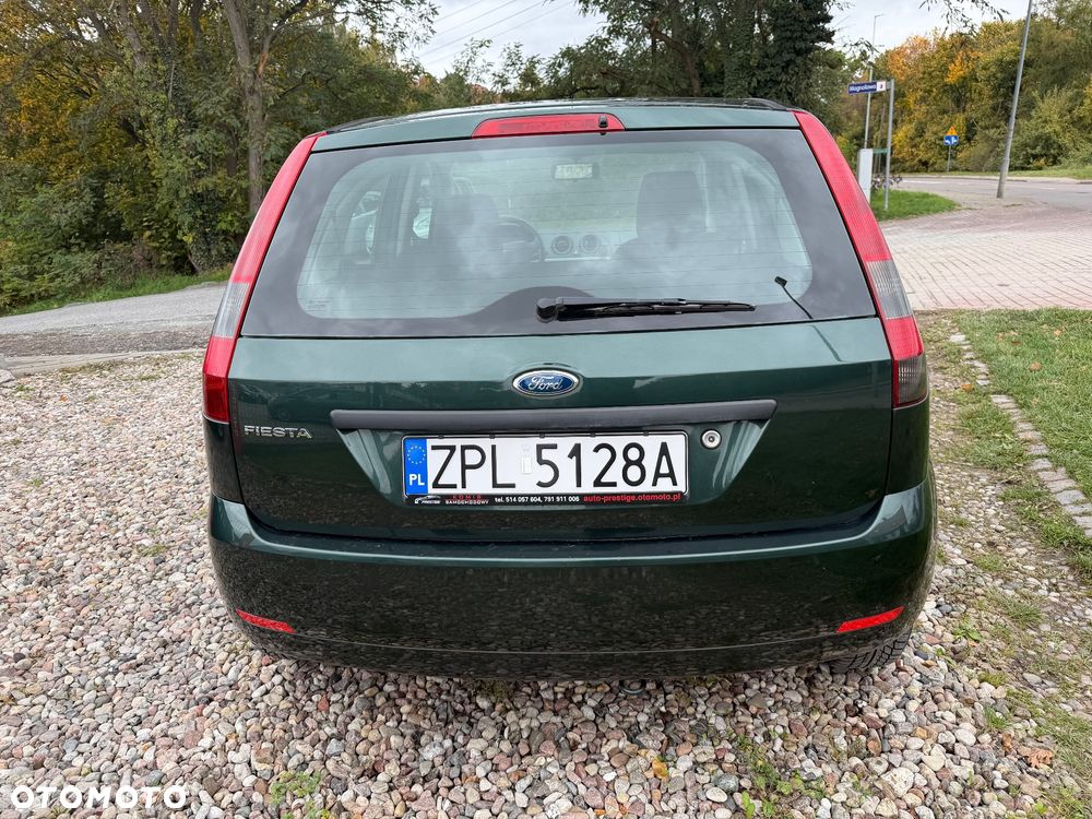 Ford Fiesta 1.4 - 6