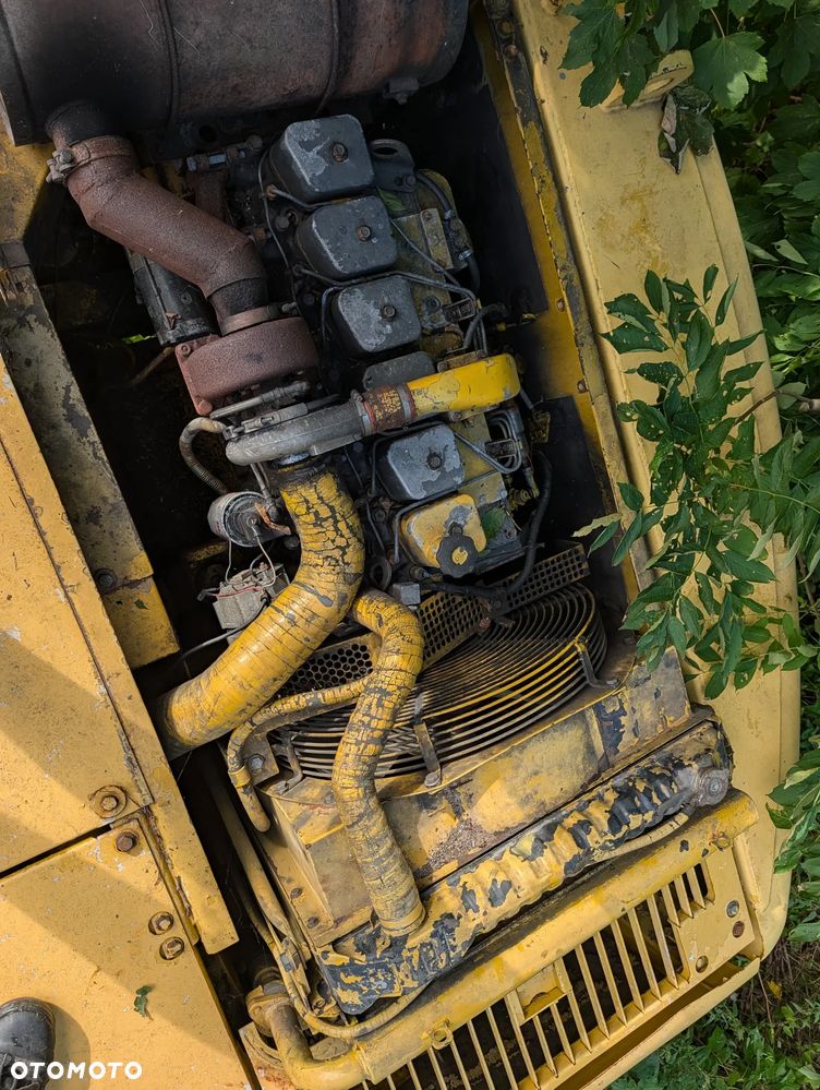 Komatsu PC210LC-6K - 10