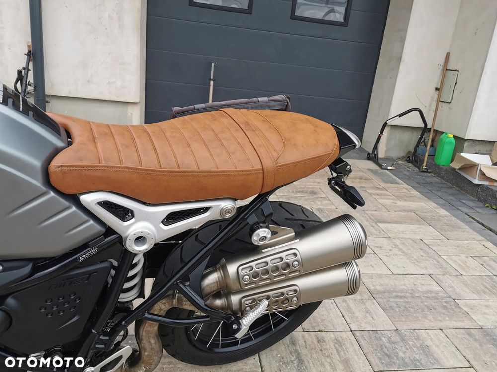 BMW R - 8