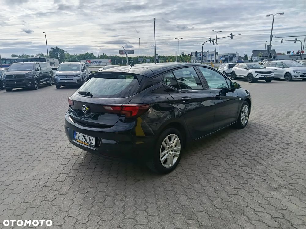 Opel Astra 1.2 T Edition S&S - 3