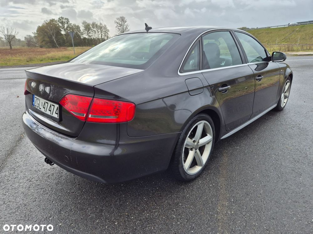 Audi A4 - 4
