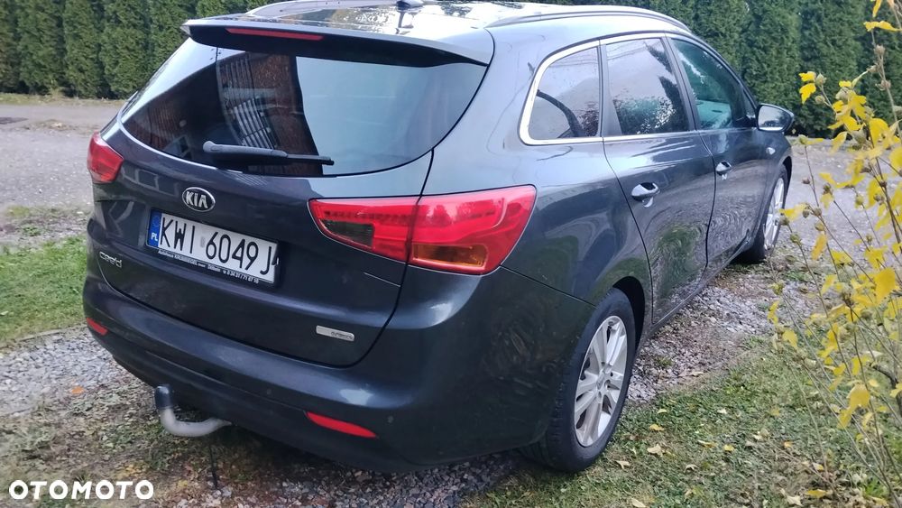 Kia Ceed 1.6 CRDi L Business Line - 14