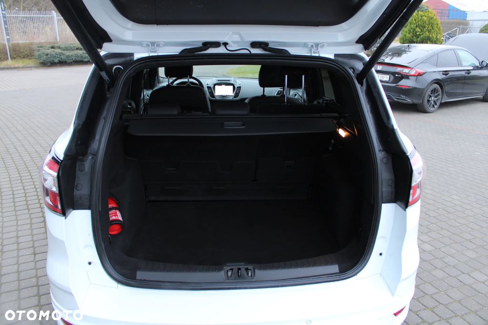 Ford Kuga 1.5 EcoBoost AWD ST-Line ASS - 18