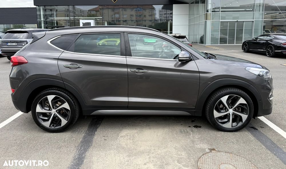 Hyundai Tucson 2.0 CRDI 4WD 6AT Premium+ - 6