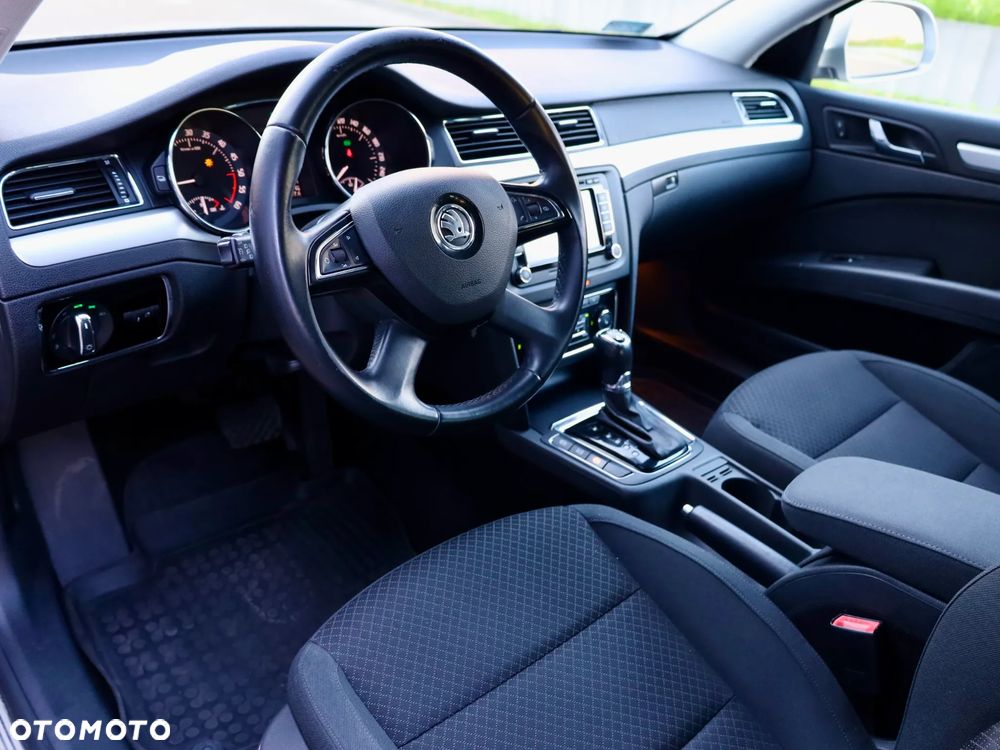 Skoda Superb 2.0 TDI 4x4 Ambition DSG - 26