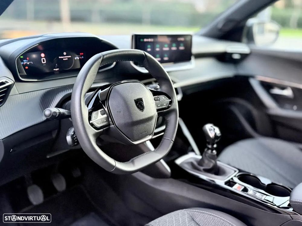 Peugeot 2008 - 7