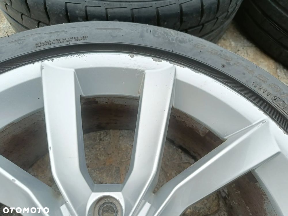 Felgi Aluminiowe 18 Skoda Superb 5x112 ET44 Seat Audi VW 3V0601025J - 4