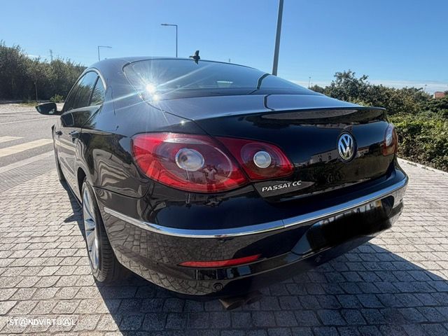 VW Passat CC 2.0 TDi BlueMotion - 24