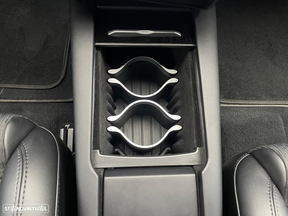 Tesla Model S - 29