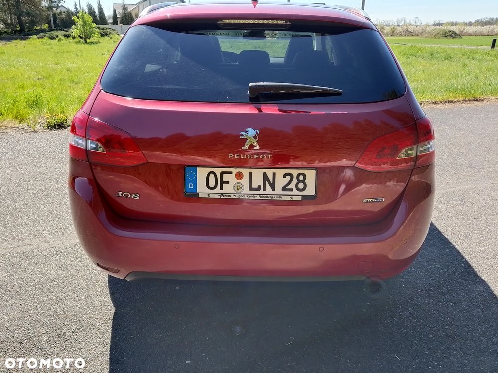 Peugeot 308 2.0 Blue HDi Allure S&S - 6