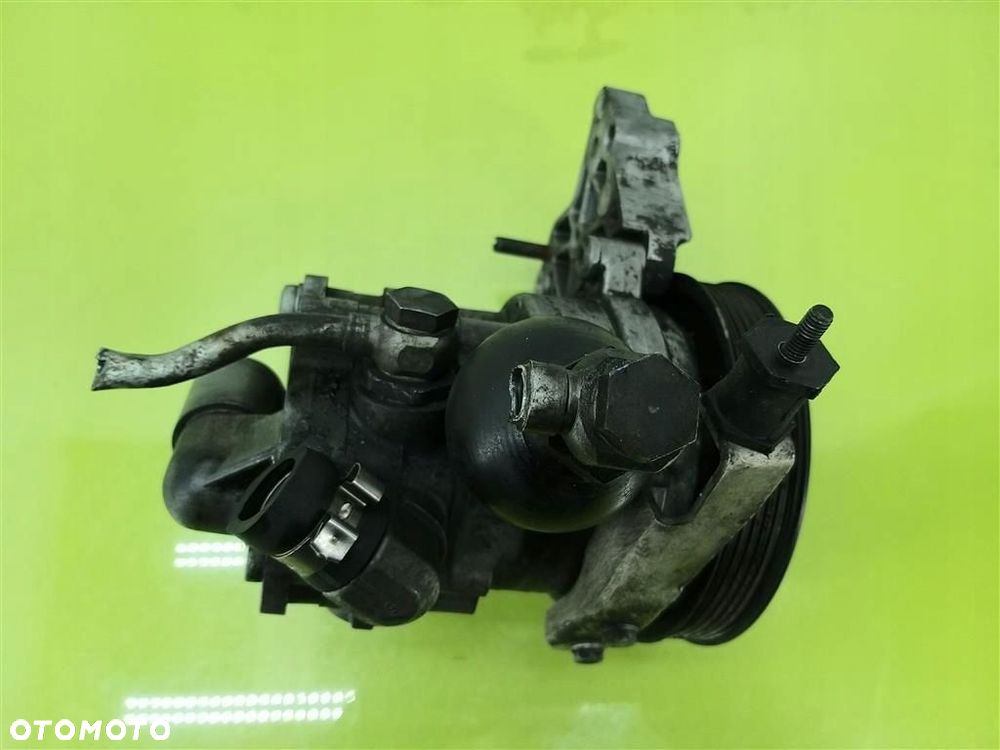 POMPA HYDRAULICZNA BMW E60 E61 2003-2010 3,0 D LH676141402B LH2112271 - 2