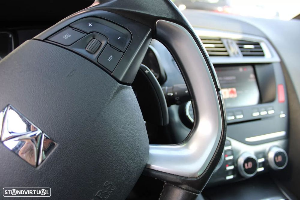 DS DS5 2.0 Hybrid4 Sport Chic - 28