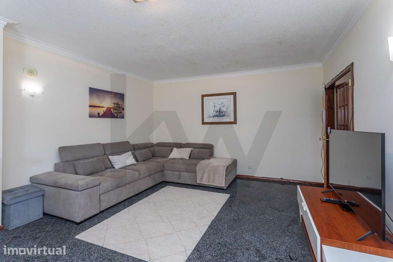 Apartamento T2 com suite, terraço e garagem box - S. Domingos de Rana, - Grande imagem: 4/40