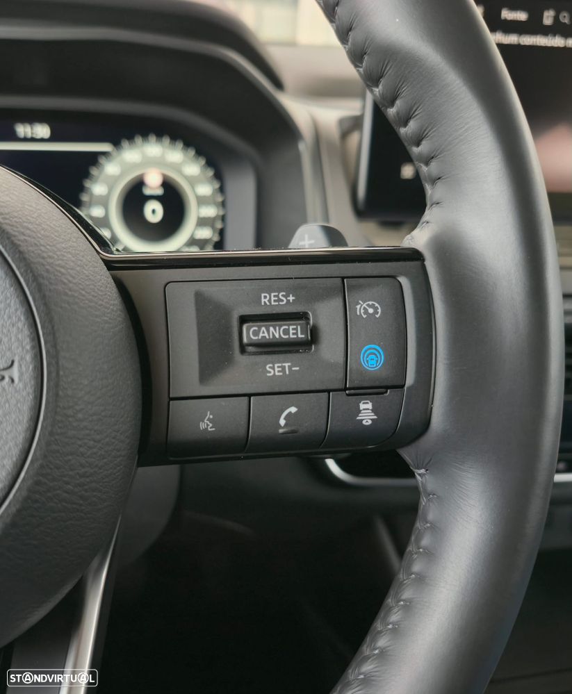 Nissan Qashqai 1.3 DIG-T N-Connecta LED+TT Xtronic - 10