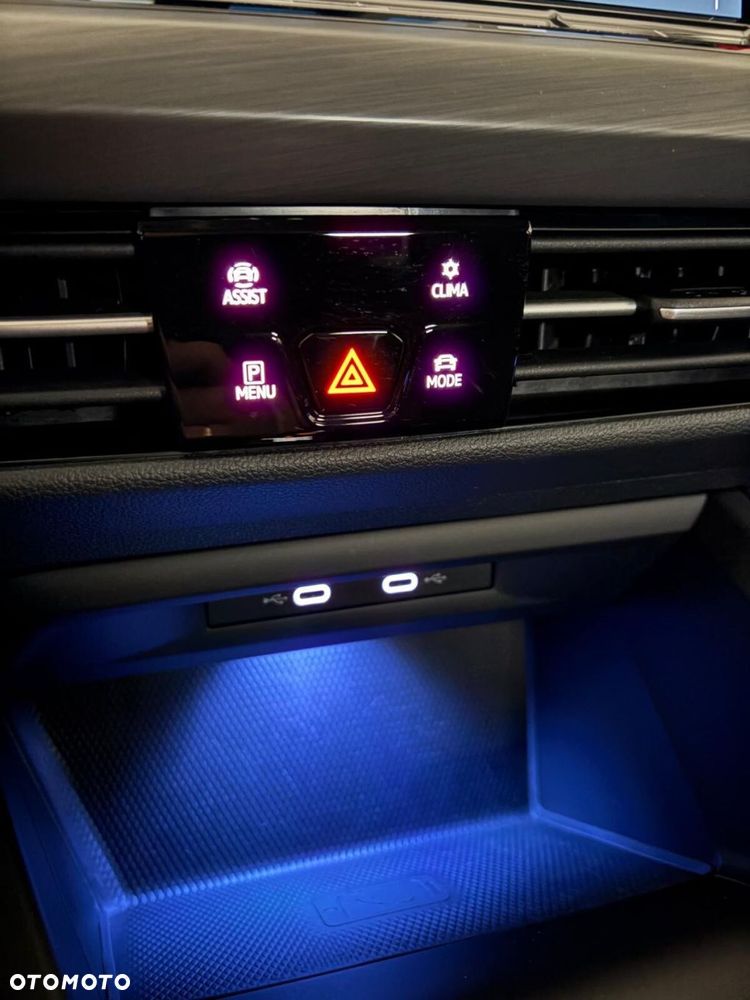 Volkswagen Golf - 14