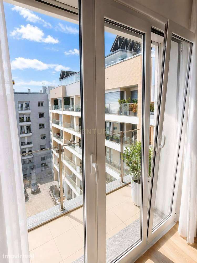 Apartamento T3 moderno e luminoso a 15 minutos da praia | Parede (Casc - Grande imagem: 5/21