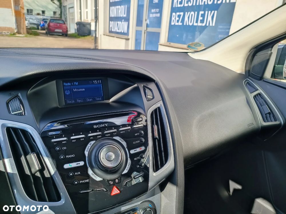 Ford Focus 1.6 EcoBoost Titanium - 20