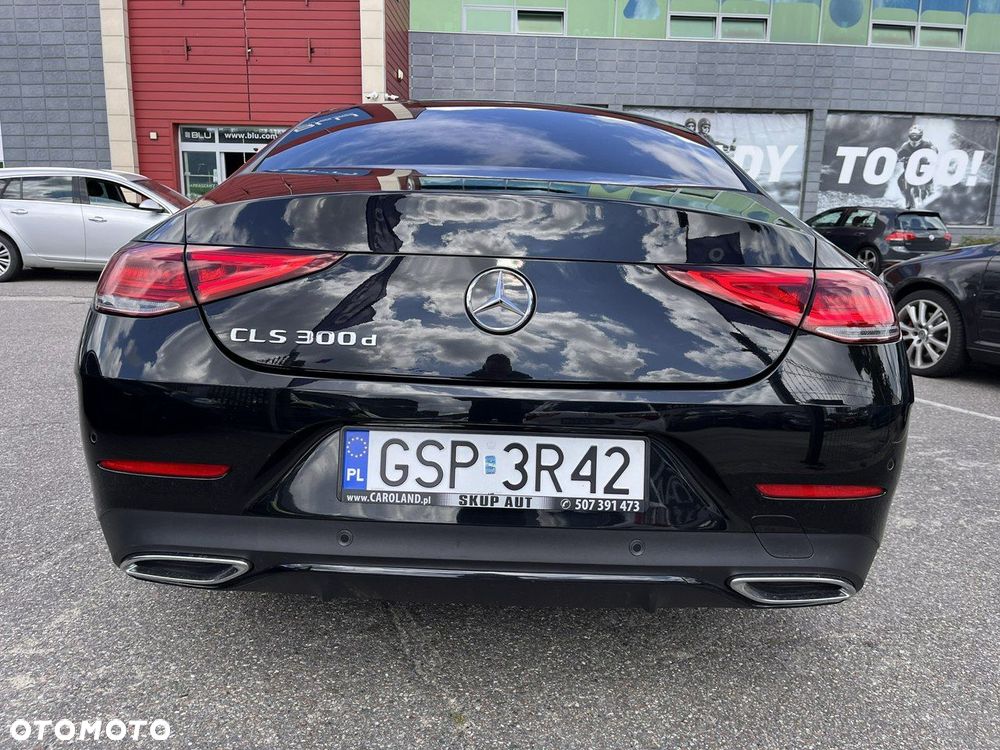 Mercedes-Benz CLS - 24