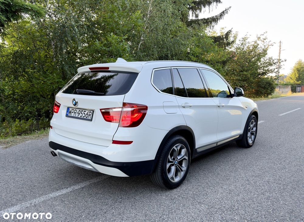 BMW X3 xDrive20i - 11