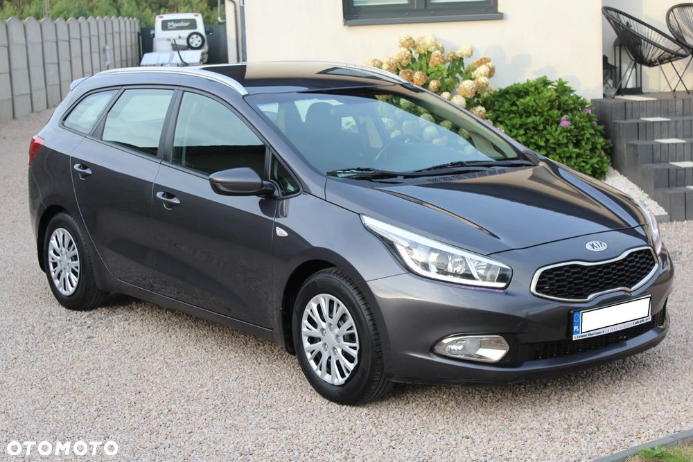 Kia Ceed - 1