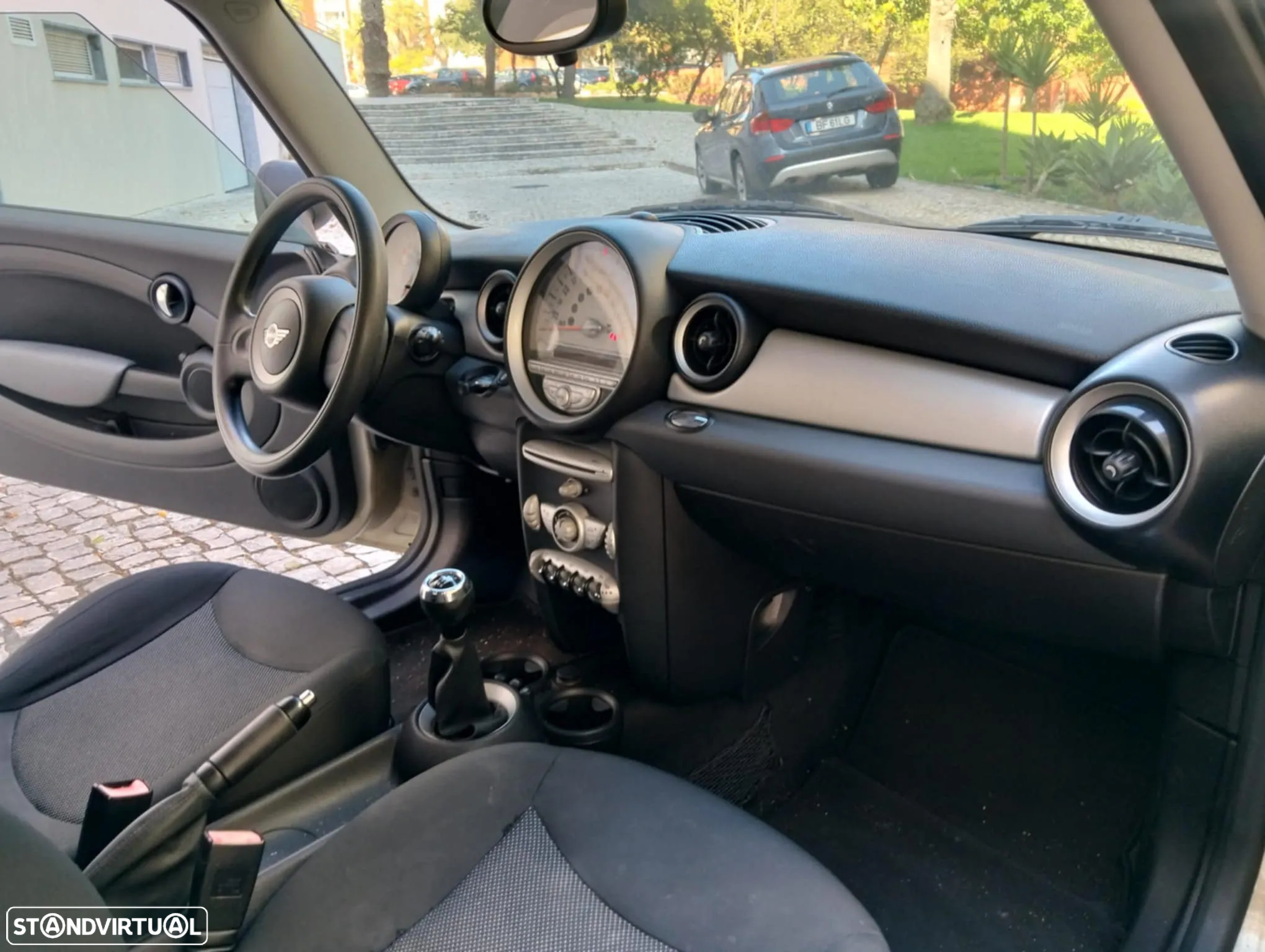 MINI 3 Portas One 1.4 - 12